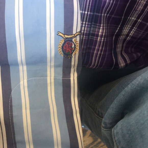 Tommy Hilfiger button down shirts - Picture 4 of 7